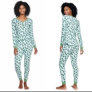 Lauren Conrad Christmas Tree Pajama Set size Medium Long